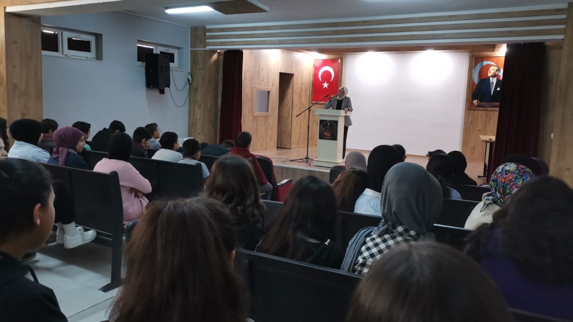 Hedef LGS Projesi Kapsamında Kariyer Buluşmaları